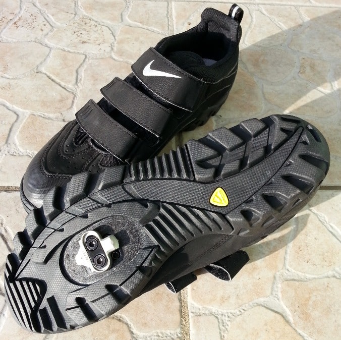 Nike Kato 3 mit Cleats