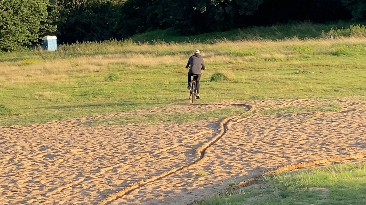 Grundig GCB-1 E-Bike FahrspaÃŸ Sand